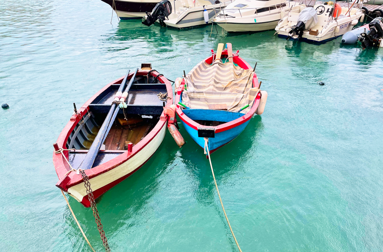 Row boats ready for the next day, Giovinazzo